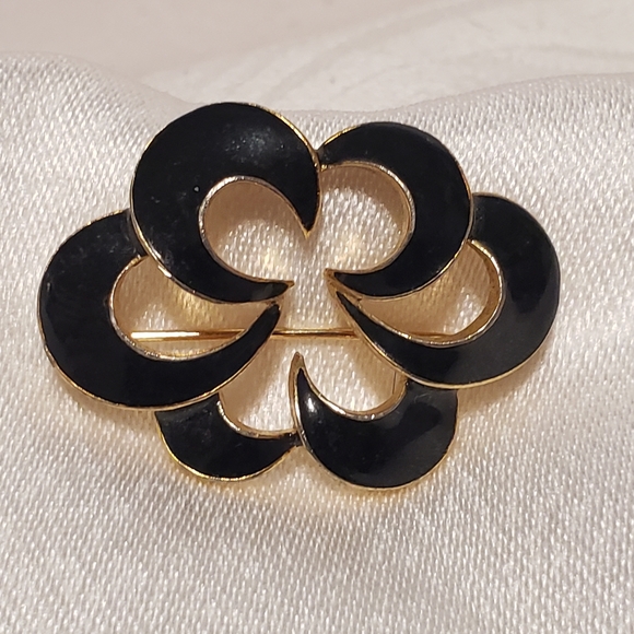 D'Orlan Black Vintage Brooch - Picture 8 of 8